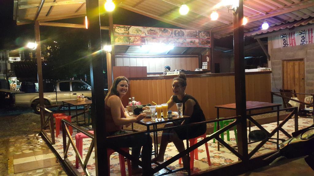 Phuhaya Bamboo Bungalows Koh Lanta Ngoại thất bức ảnh
